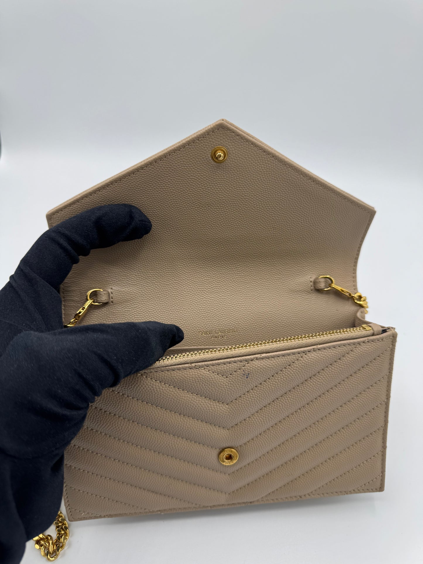 Pochette Cassandre Saint Laurent