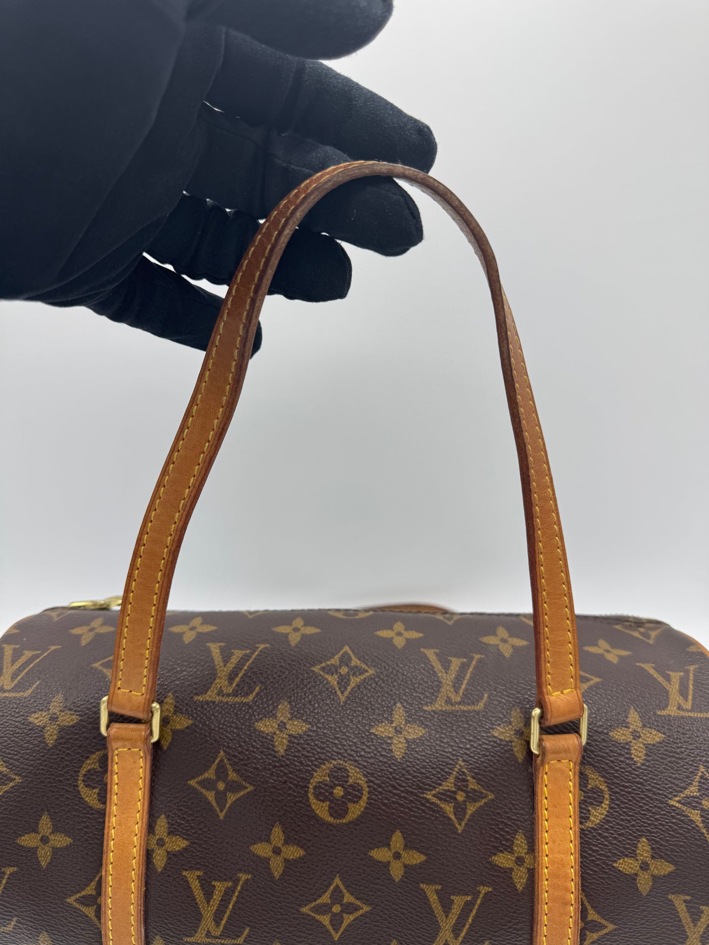 Papillon 28 Louis Vuitton